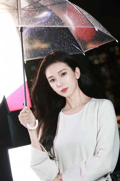 国产伊人视频,揭秘国产影视作品的魅力与风采 第3张 国产伊人视频,揭秘国产影视作品的魅力与风采 第3张